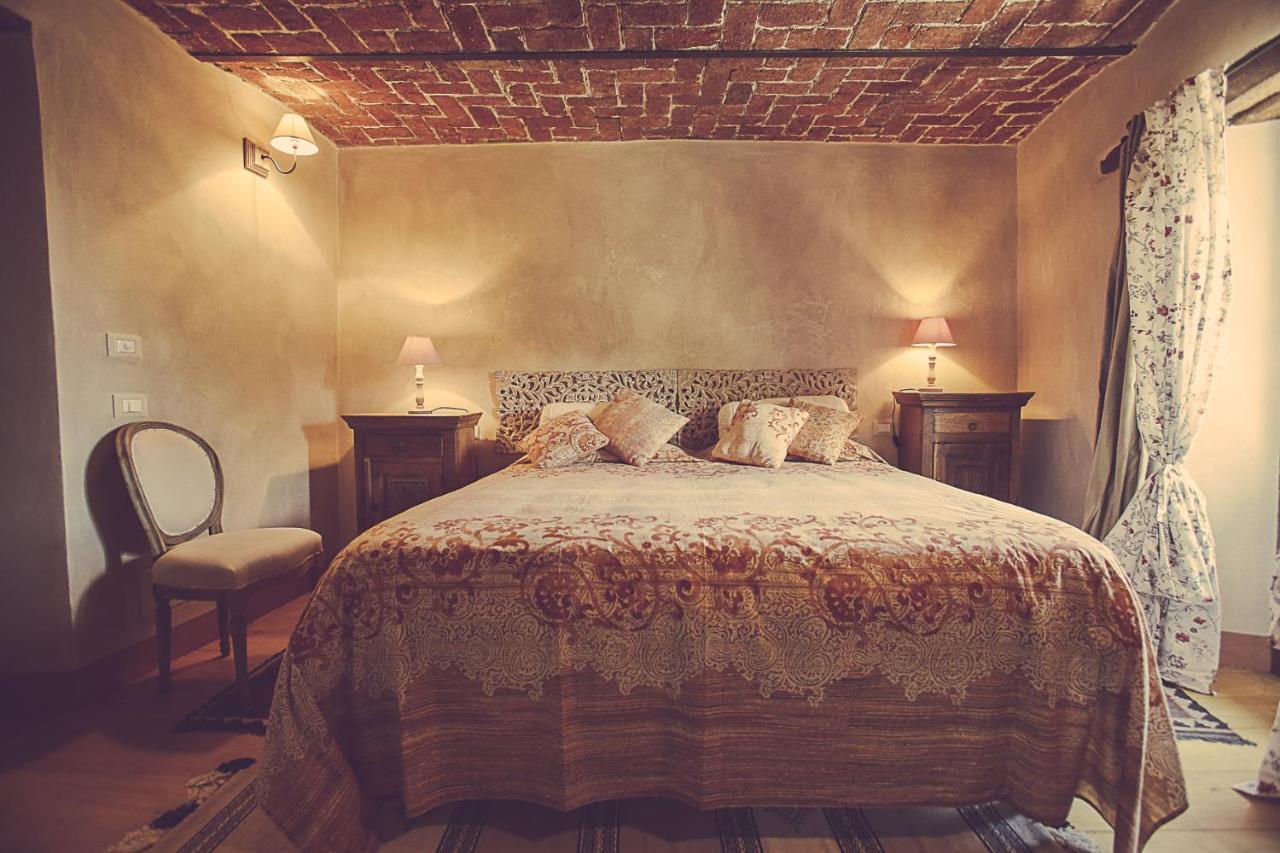 Relais Di Charme Frazione Chiavolino Villa Pollone Exterior photo